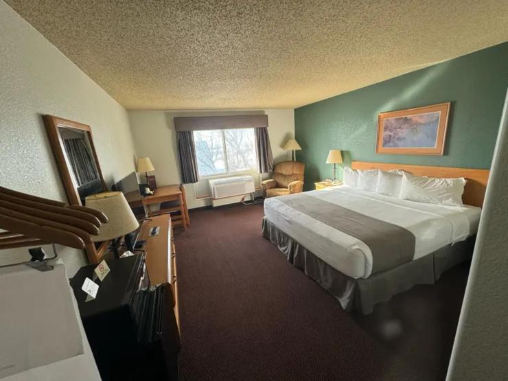 Fossil Creek Hotel & Suites Russell Dış mekan fotoğraf