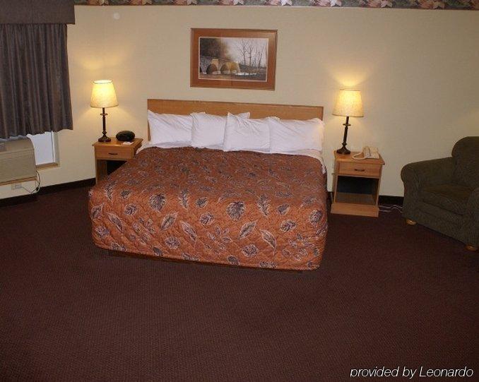 Fossil Creek Hotel & Suites Russell Oda fotoğraf