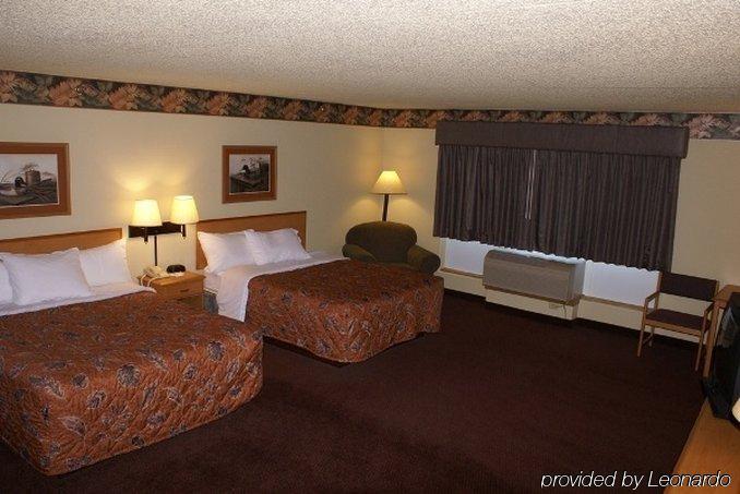 Fossil Creek Hotel & Suites Russell Oda fotoğraf