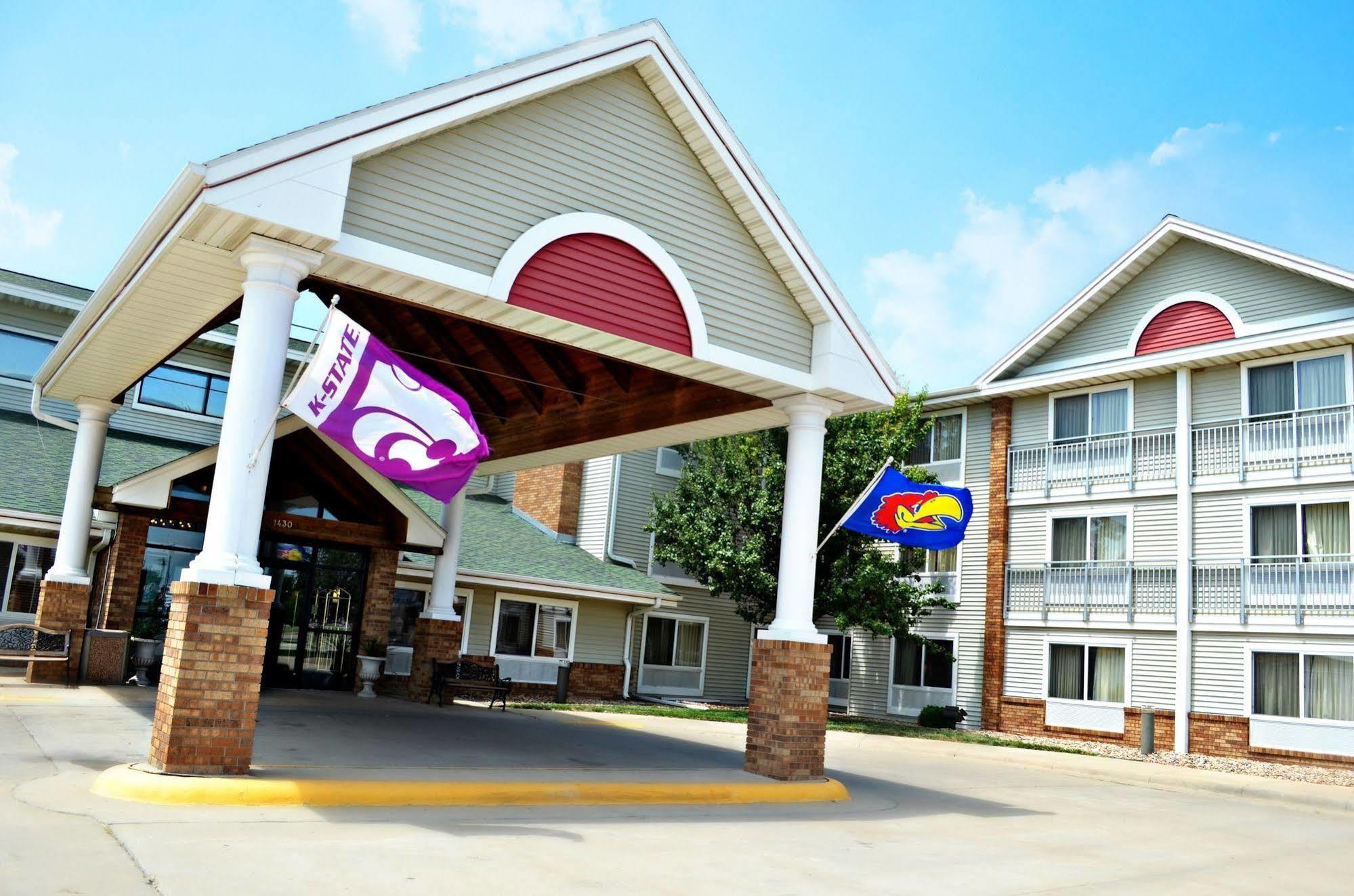 Fossil Creek Hotel & Suites Russell Dış mekan fotoğraf